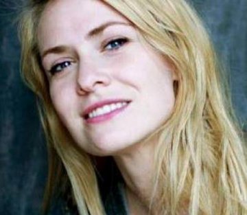 Thousands of Icelanders Offer Their Homes to Syrian Refugees