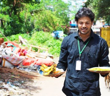 This Corporate Professional Quit His Job to Ensure That Nobody in His City Goes Hungry or Homeless