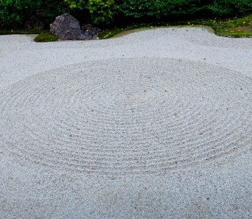Invitations to Stillness: Japanese Gardens