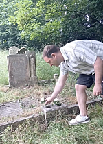 The Man Who Uncovers Remarkable Forgotten Lives