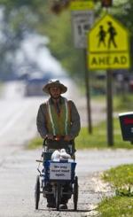 Adventurer Leaves Ny Career to Walk Across the Us